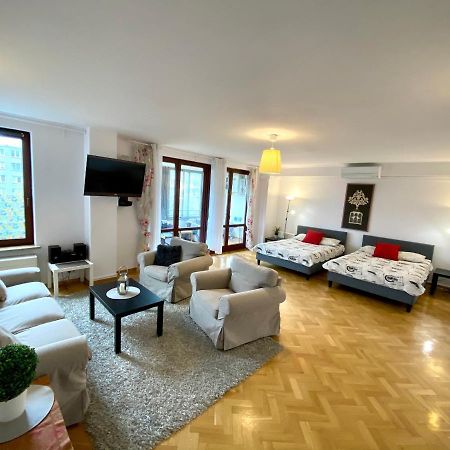 Center Warsaw - Apartmenty Jana Pawla II Εξωτερικό φωτογραφία