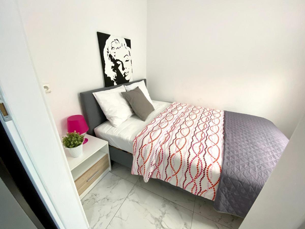 Center Warsaw - Apartmenty Jana Pawla II Εξωτερικό φωτογραφία