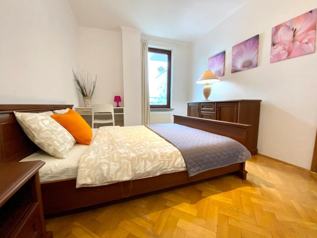 Center Warsaw - Apartmenty Jana Pawla II Εξωτερικό φωτογραφία