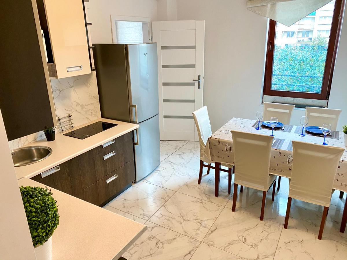 Center Warsaw - Apartmenty Jana Pawla II Εξωτερικό φωτογραφία